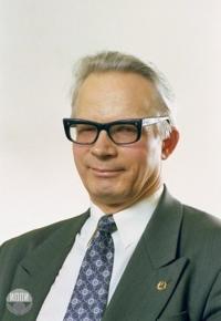 1994 г. А. В. Брушлинский.jpg