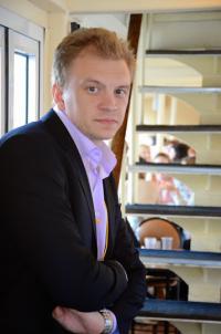 2014 г. VIII Саммит Р.В. Черешнев.jpg